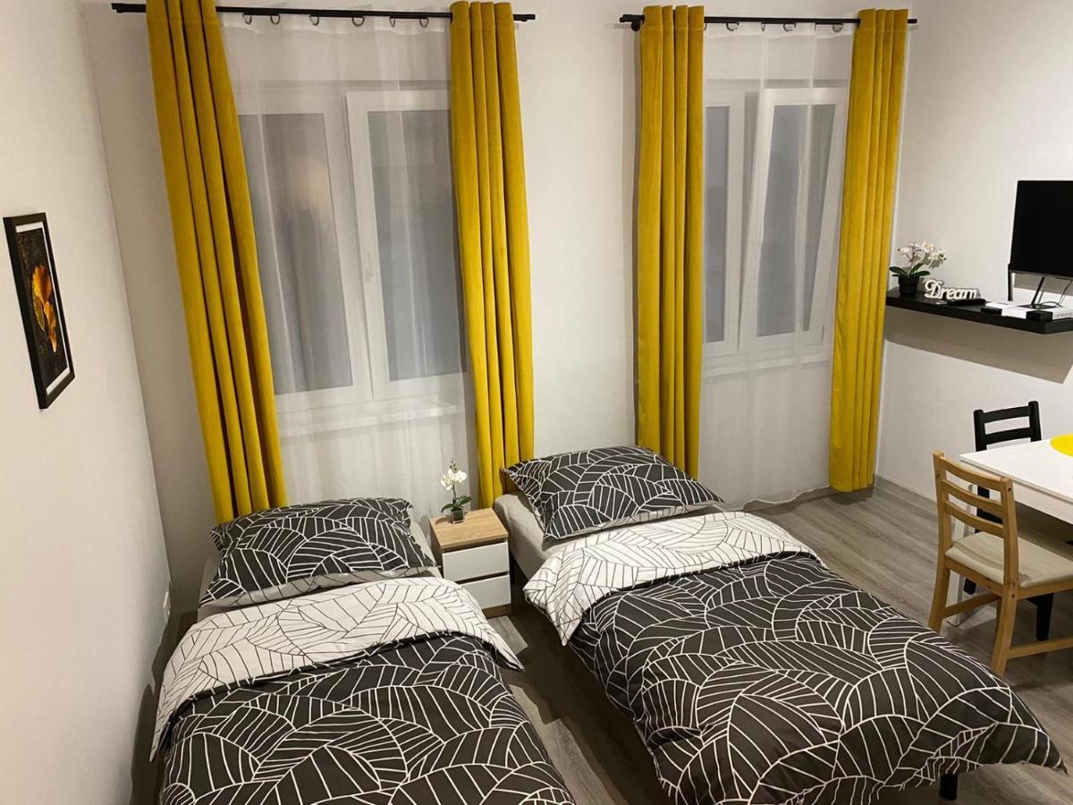 Apartament Przy Rynku Kambar Apartman Boleslawiec  Kültér fotó